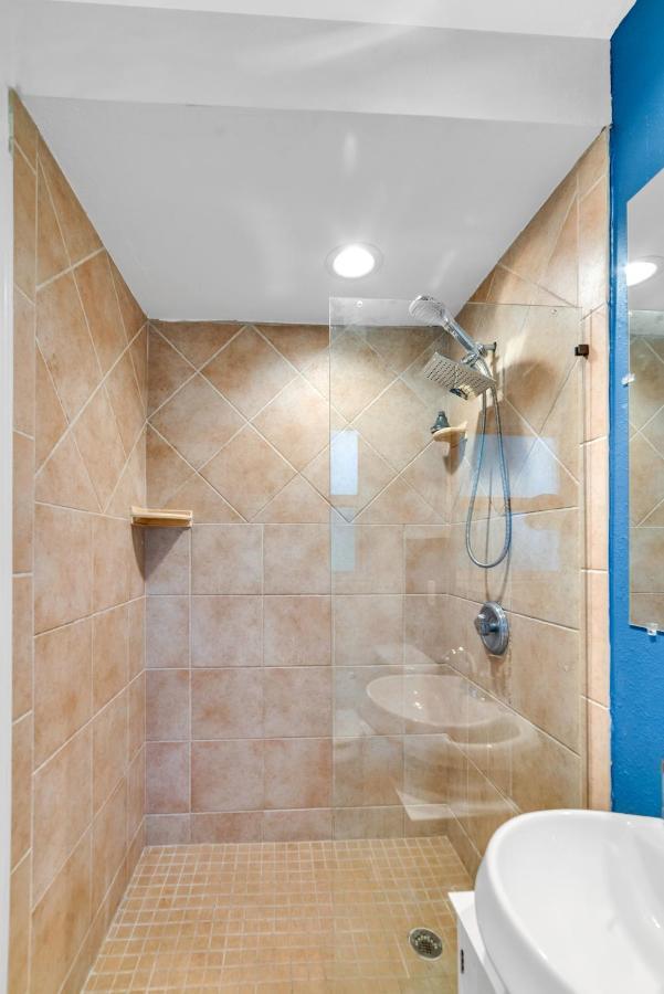 The Blue Villa - Luxury Clearwater By Bluebellaestate Ларго Екстериор снимка